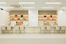 横浜駅前店
