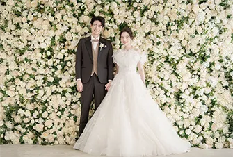 お花に囲まれた空間ギャラリー12