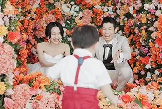 お花に囲まれた空間ギャラリー8