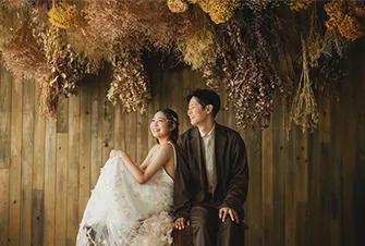 お花に囲まれた空間ギャラリー9