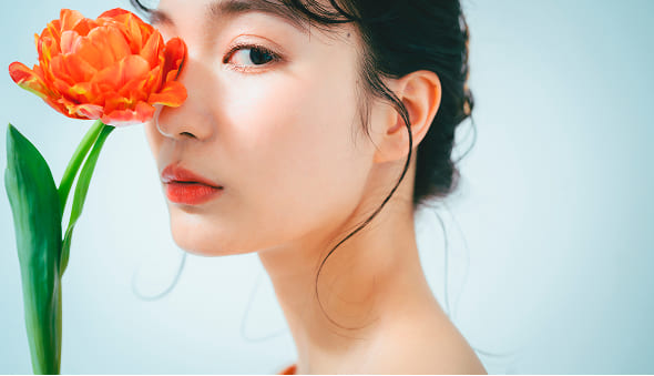 モデルやインフルエンサーも手がける実績豊富なヘアメイクアーティスト