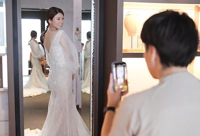 洋装試着体験
